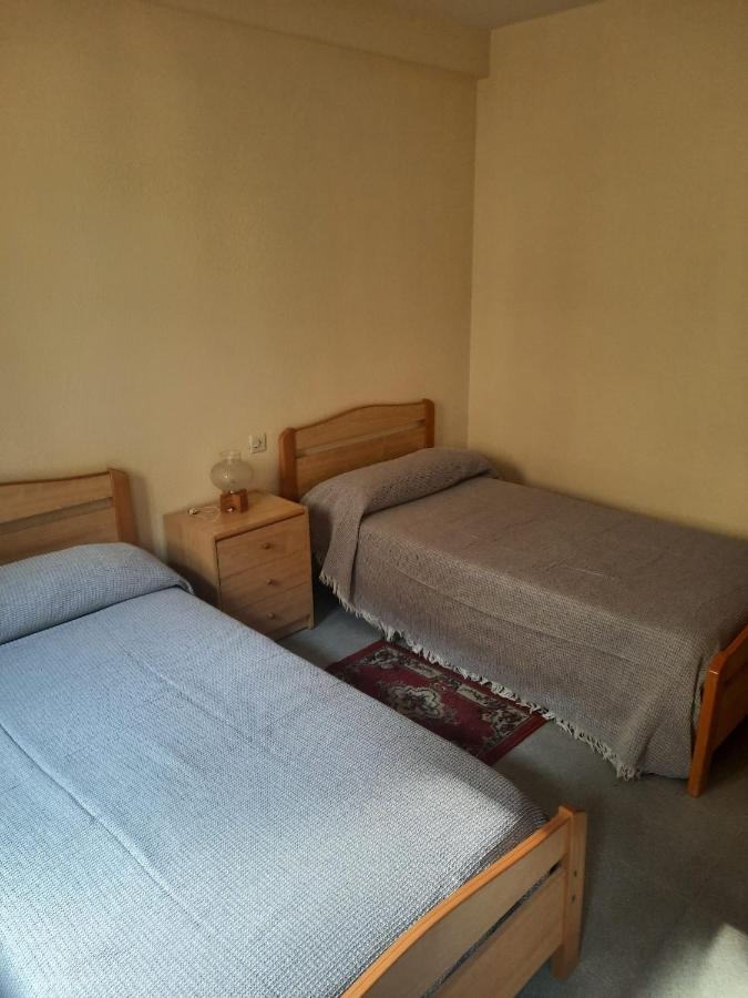 Habitaciones Pension El Parque Sabiñánigo Eksteriør bilde
